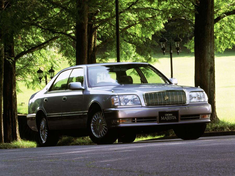  Toyota Crown Majesta 1995 года  (фото 22 из 25)